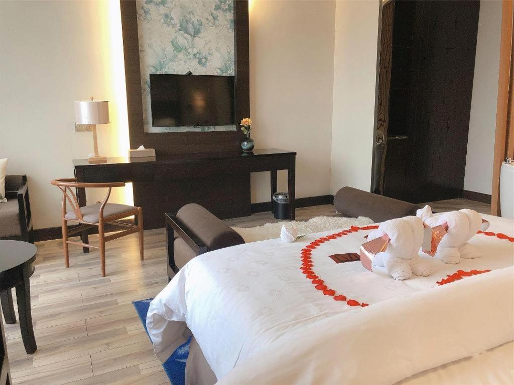 Jinjiang Metropolo Hotel - Liyang Tianmu Lake Changzhou  Exteriör bild