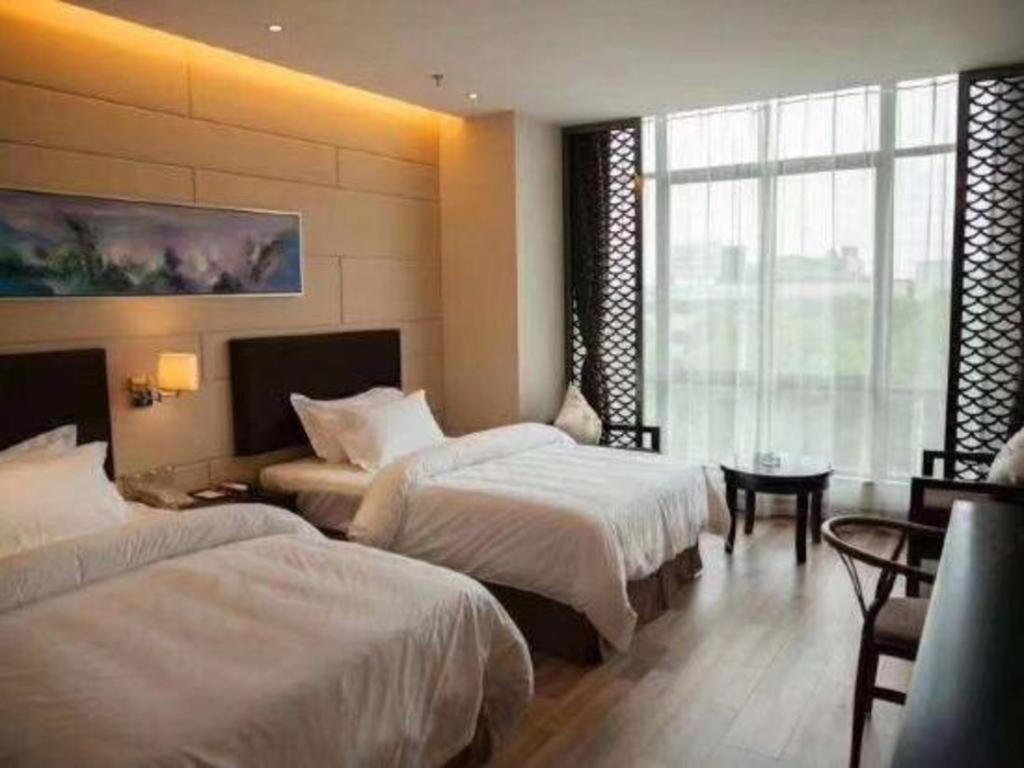 Jinjiang Metropolo Hotel - Liyang Tianmu Lake Changzhou  Exteriör bild