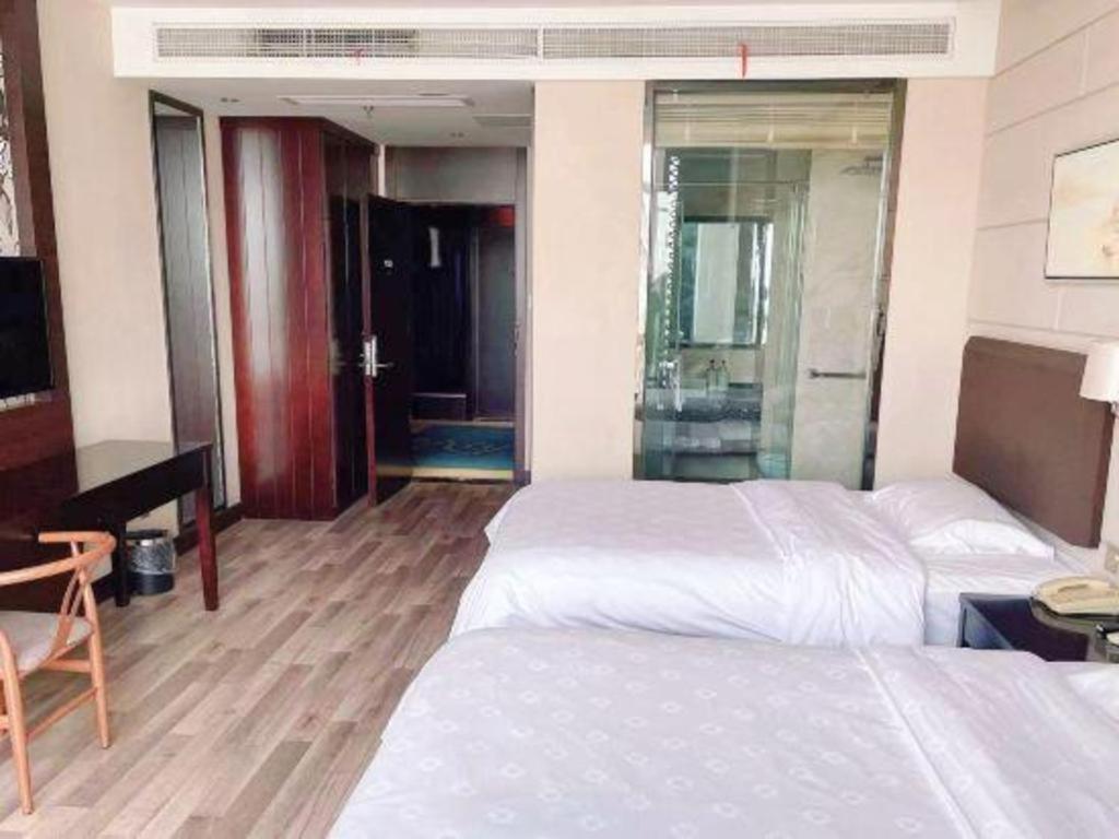Jinjiang Metropolo Hotel - Liyang Tianmu Lake Changzhou  Exteriör bild